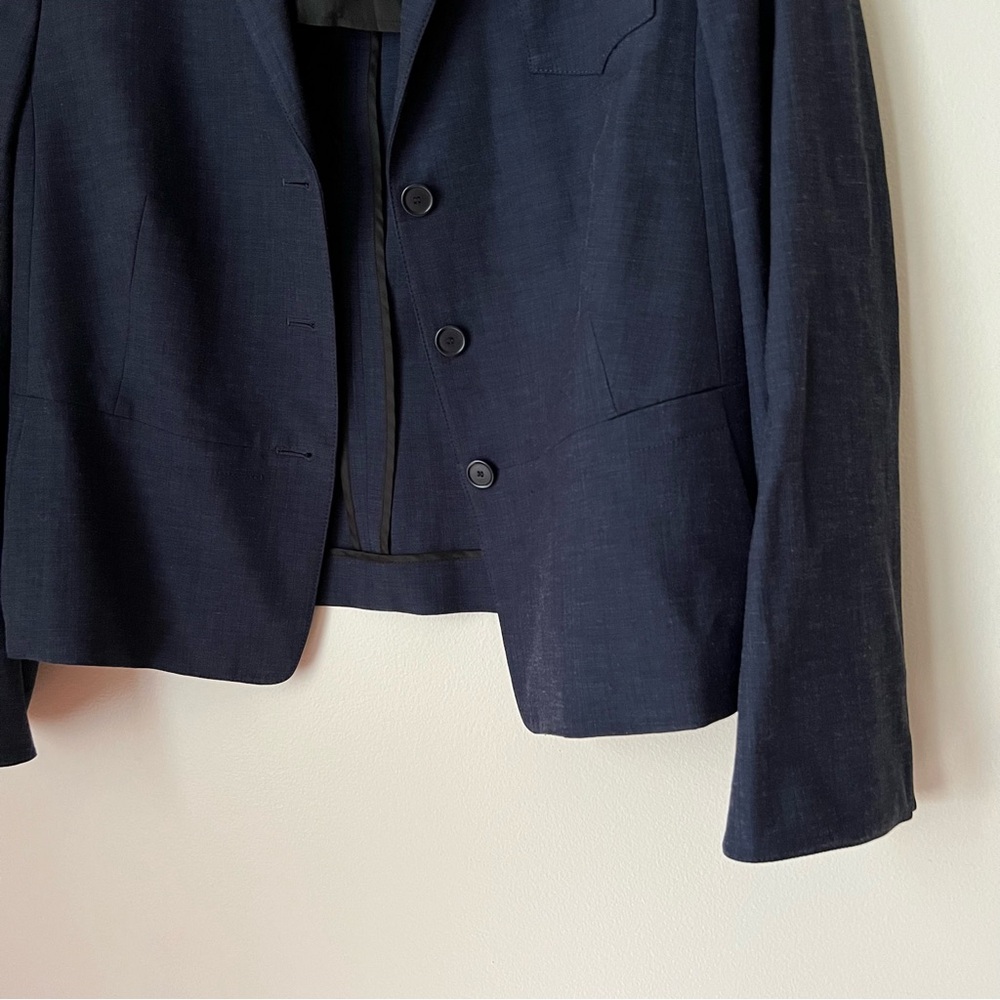 Akris Punto Stretch Wool Navy Short Blazer Front Chest Pocket 3 button Jacket - Picture 6 of 14